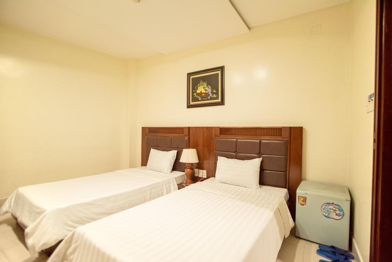 Binh Hung Hotel Ho Chi Minh City Exterior photo